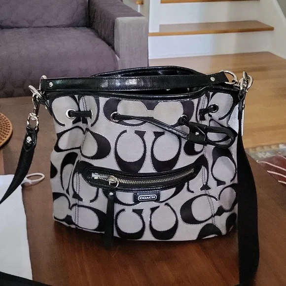 Coach Signature Poppy Drawstring Crossbody Bucket Bag - Black - Picture 3 of 12